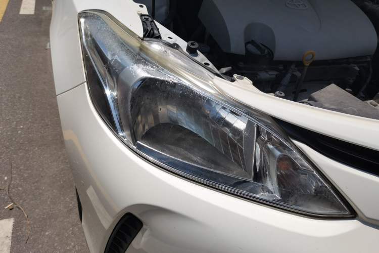 Used Toyota Vios 2017 1.5L CVT Innovation Edition Right Front Headlight