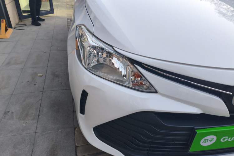 Used Toyota Vios 2017 1.5L CVT Innovation Edition Right Front Headlight