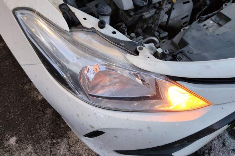 Used Toyota Vios 2017 1.5L CVT Innovation Edition Right Front Headlight