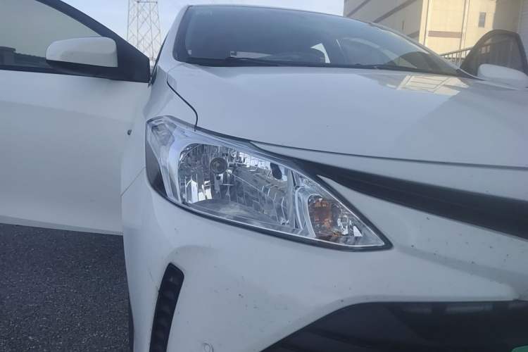 Used Toyota Vios 2017 1.5L CVT Innovation Edition Right Front Headlight