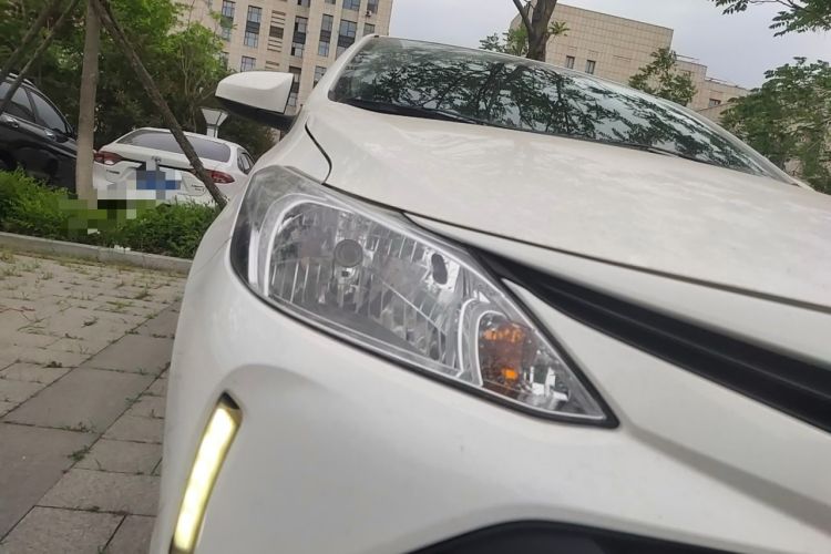 Used Toyota Vios 2017 1.5L CVT Innovation Edition Right Front Headlight