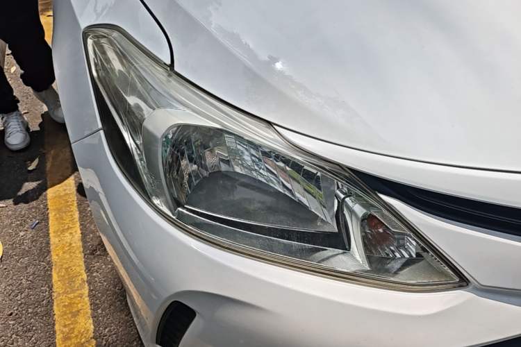 Used Toyota Vios 2017 1.5L CVT Innovation Edition Right Front Headlight