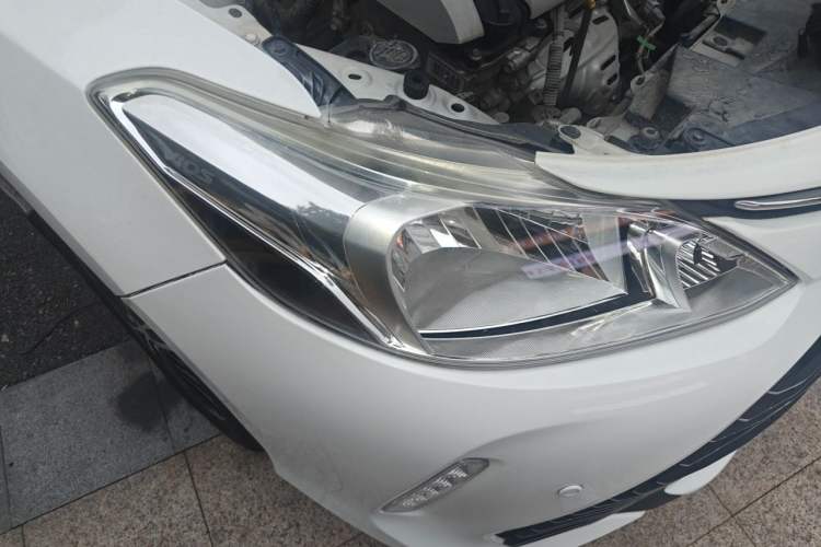 Used Toyota Vios 2017 1.5L CVT Innovation Edition Right Front Headlight