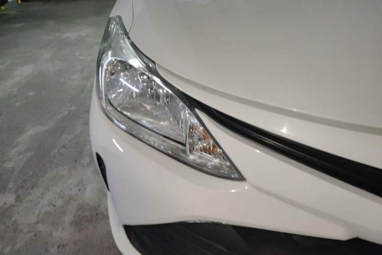 Used Toyota Vios 2017 1.5L CVT Innovation Edition Right Front Headlight