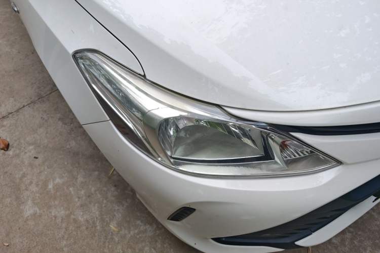 Used Toyota Vios 2017 1.5L CVT Innovation Edition Right Front Headlight