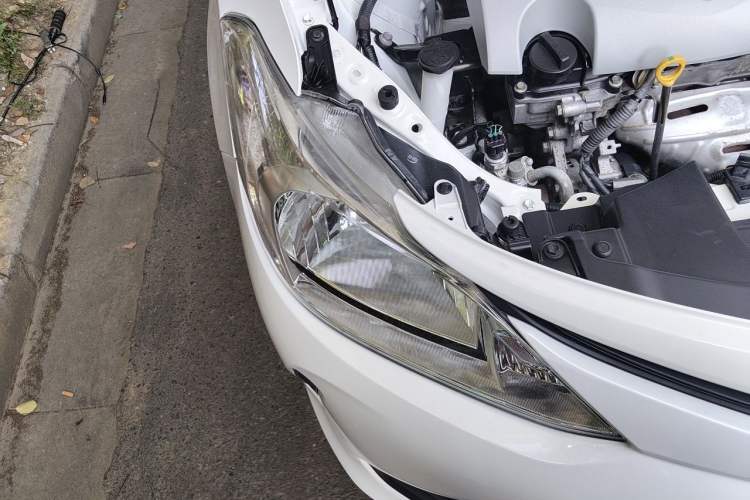 Used Toyota Vios 2017 1.5L CVT Innovation Edition Right Front Headlight