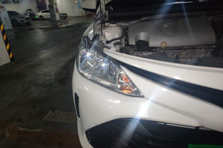 Used Toyota Vios 2017 1.5L Manual Trend Edition Right Front Headlight