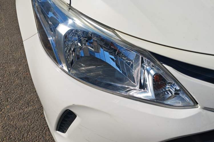 Used Toyota Vios 2017 1.5L Manual Trend Edition Right Front Headlight