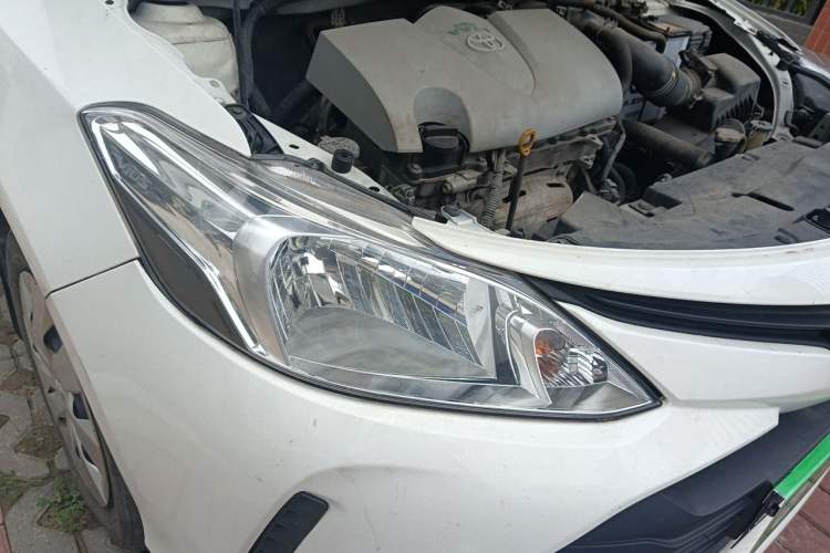 Used Toyota Vios 2017 1.5L CVT Innovation Edition Right Front Headlight