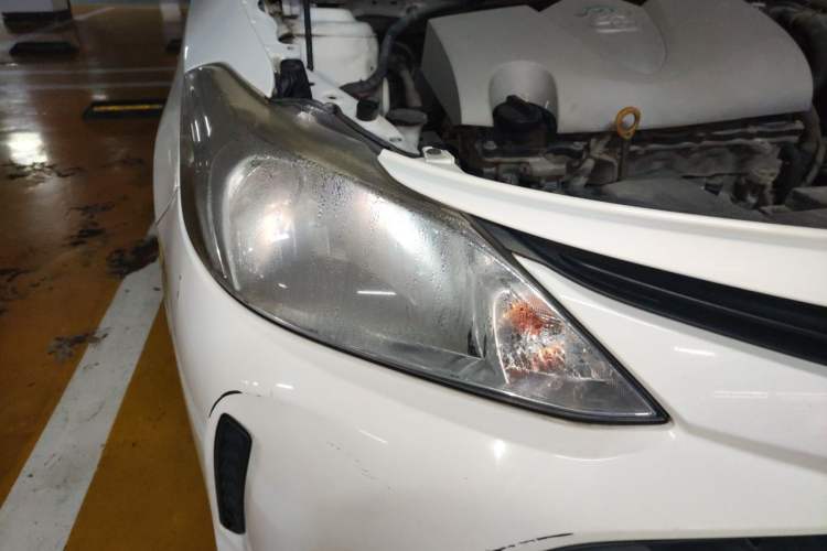 Used Toyota Vios 2017 1.5L CVT Innovation Edition Right Front Headlight