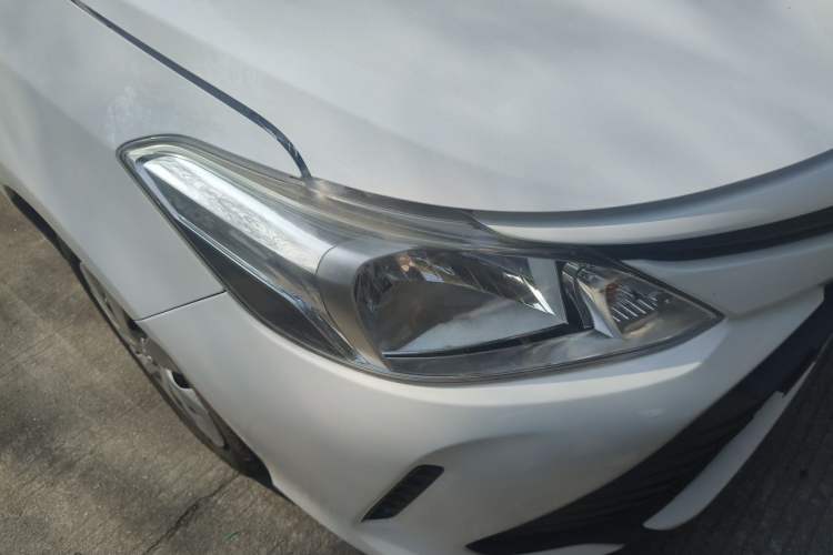 Used Toyota Vios 2017 1.5L Manual Trend Edition Right Front Headlight