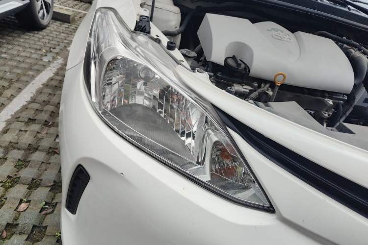 Used Toyota Vios 2017 1.5L CVT Innovation Edition Right Front Headlight