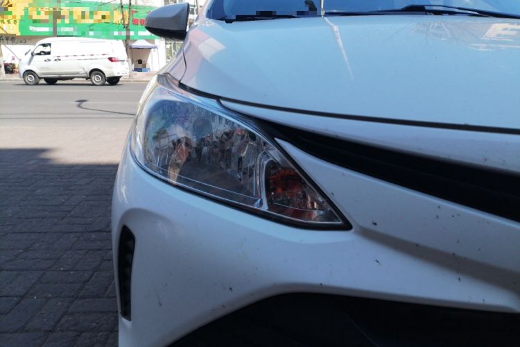 Used Toyota Vios 2017 1.5L CVT Innovation Edition Right Front Headlight