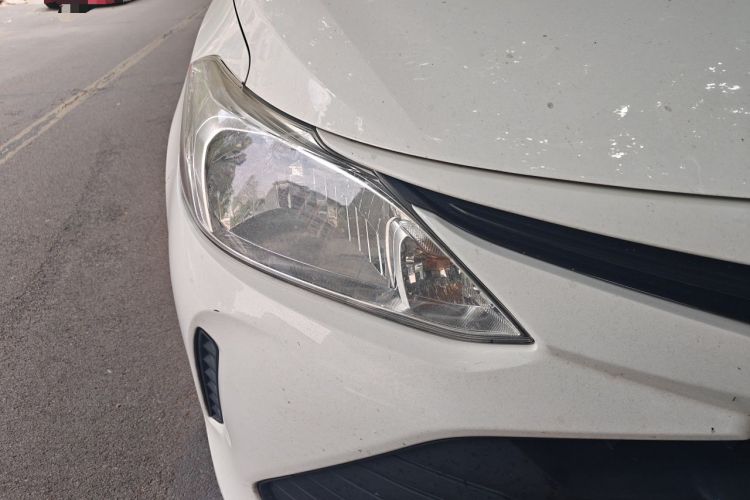 Used Toyota Vios 2017 1.5L CVT Innovation Edition Right Front Headlight