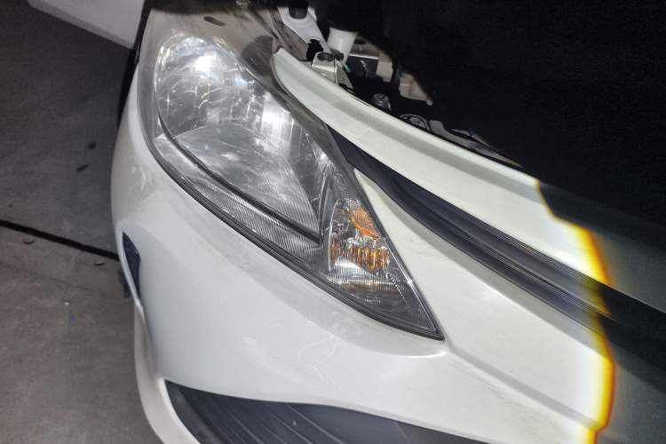 Used Toyota Vios 2017 1.5L Manual Trend Edition Right Front Headlight