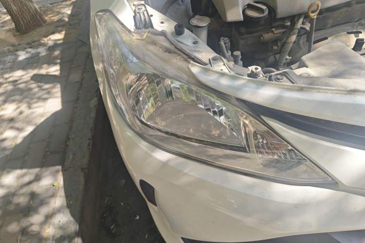 Used Toyota Vios 2017 1.5L Manual Trend Edition Right Front Headlight