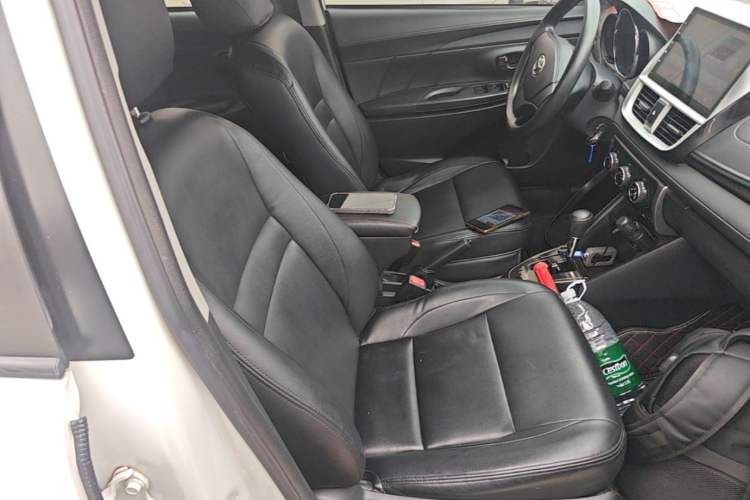 Used Toyota Vios 2017 1.5L CVT Innovation Edition Right Front Seat