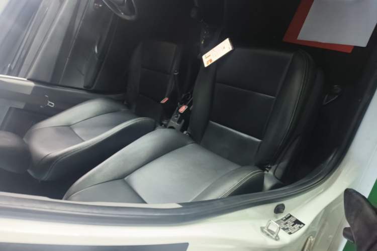 Used Toyota Vios 2017 1.5L CVT Innovation Edition Right Front Seat