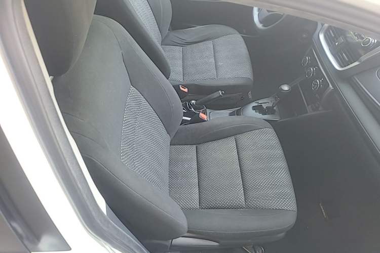 Used Toyota Vios 2017 1.3L CVT Sharp Edition Right Front Seat
