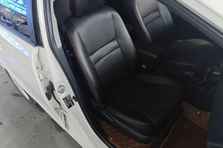 Used Toyota Vios 2017 1.5L CVT Innovation Edition Right Front Seat