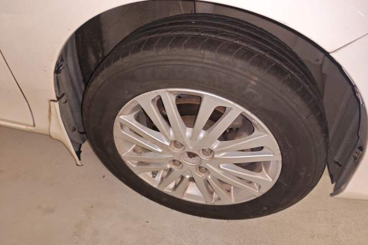 Used Toyota Vios 2017 1.5L CVT Innovation Edition Right Front Wheel Hub