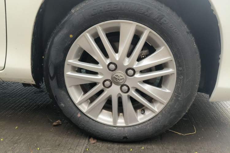 Used Toyota Vios 2017 1.5L CVT Innovation Edition Right Front Wheel Hub