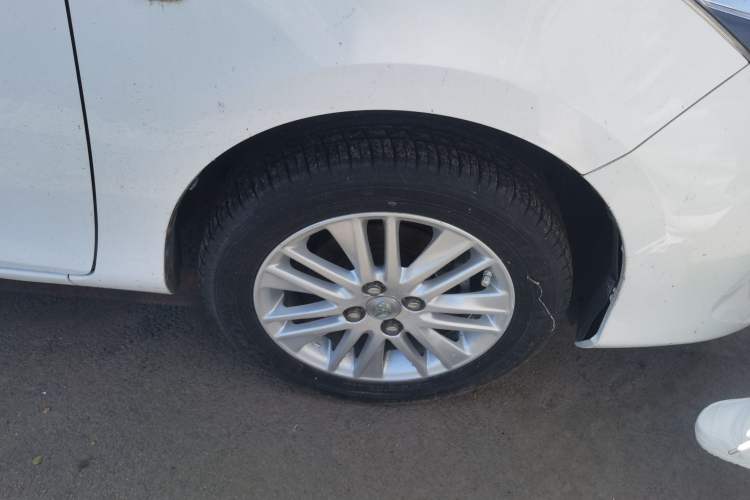 Used Toyota Vios 2017 1.5L CVT Innovation Edition Right Front Wheel Hub