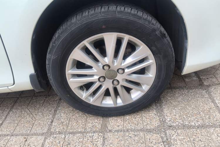 Used Toyota Vios 2017 1.5L CVT Innovation Edition Right Front Wheel Hub