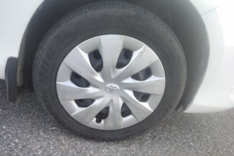 Used Toyota Vios 2017 1.5L CVT Innovation Edition Right Front Wheel Hub