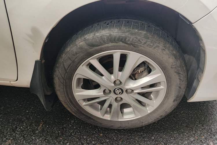 Used Toyota Vios 2017 1.5L CVT Innovation Edition Right Front Wheel Hub
