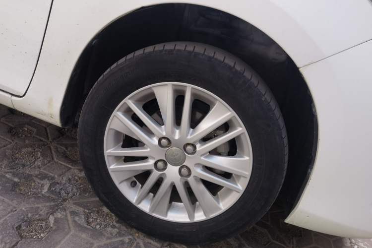 Used Toyota Vios 2017 1.5L CVT Innovation Edition Right Front Wheel Hub