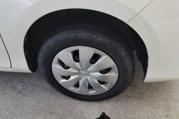 Used Toyota Vios 2017 1.3L Manual Front-Drive Version Right Front Wheel Hub