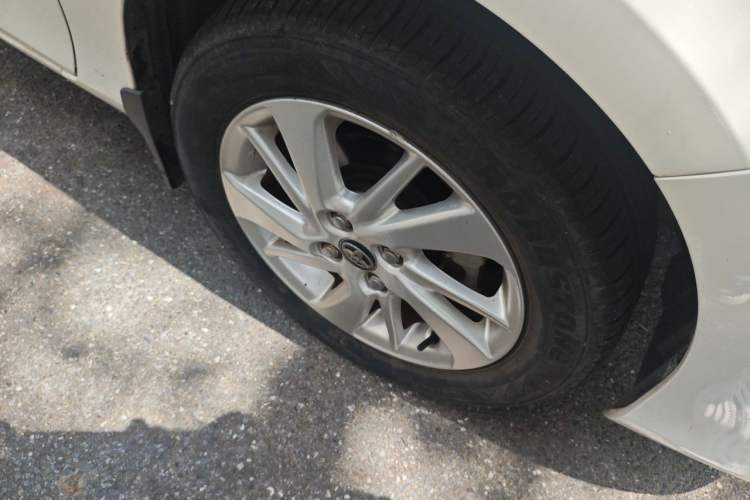 Used Toyota Vios 2017 1.5L CVT Innovation Edition Right Front Wheel Hub