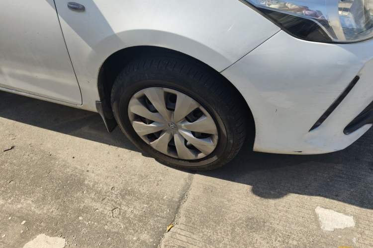 Used Toyota Vios 2017 1.5L CVT Innovation Edition Right Front Wheel Hub
