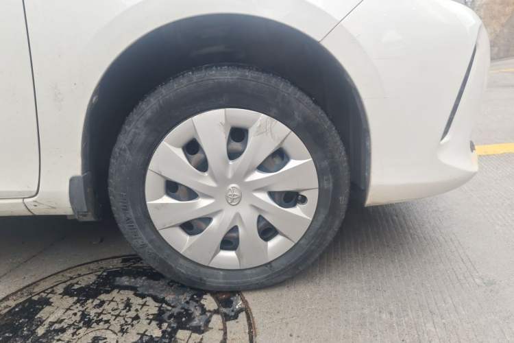 Used Toyota Vios 2017 1.5L CVT Innovation Edition Right Front Wheel Hub