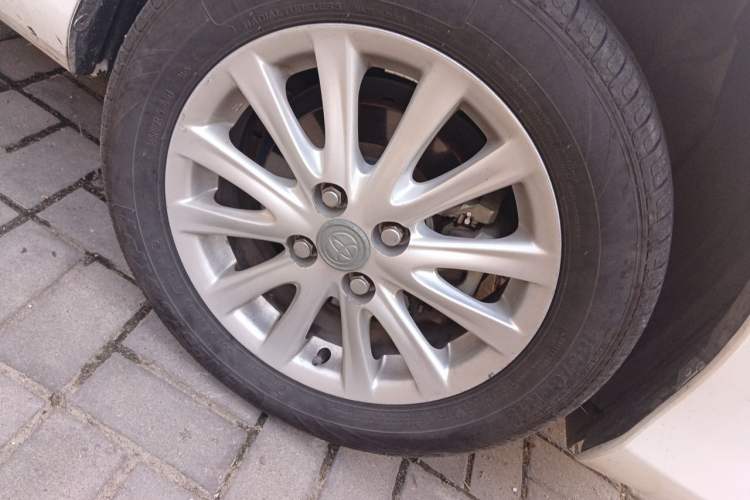 Used Toyota Vios 2017 1.5L CVT Innovation Edition Right Front Wheel Hub