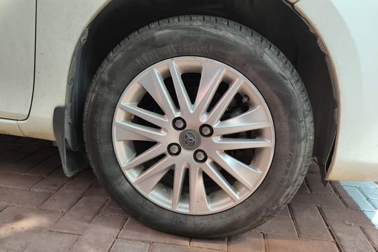 Used Toyota Vios 2017 1.5L Manual Trend Edition Right Front Wheel Hub