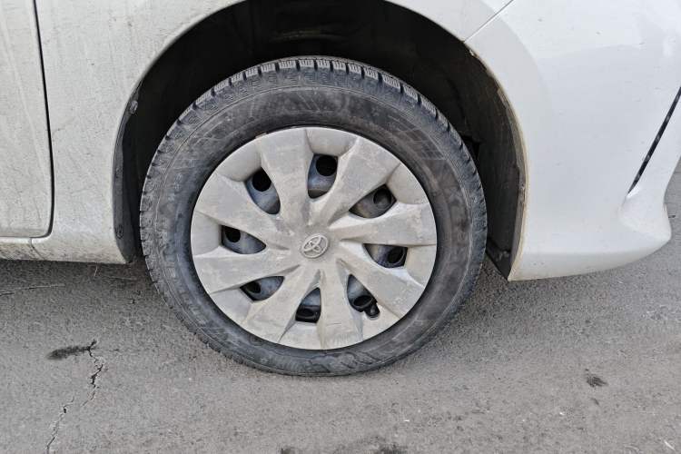 Used Toyota Vios 2017 1.5L CVT Innovation Edition Right Front Wheel Hub