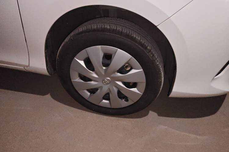 Used Toyota Vios 2017 1.5L CVT Innovation Edition Right Front Wheel Hub