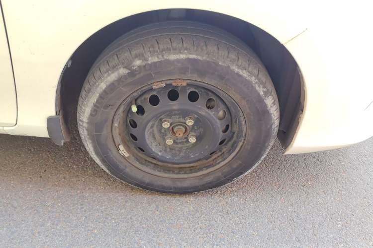 Used Toyota Vios 2017 1.3L Manual Front-Drive Version Right Front Wheel Hub