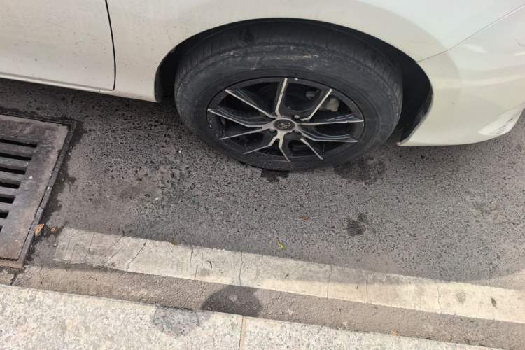 Used Toyota Vios 2017 1.5L CVT Innovation Edition Right Front Wheel Hub