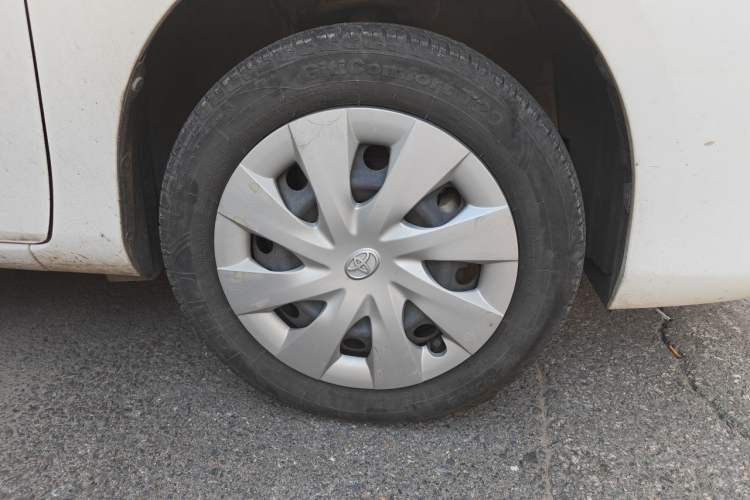 Used Toyota Vios 2017 1.5L CVT Innovation Edition Right Front Wheel Hub