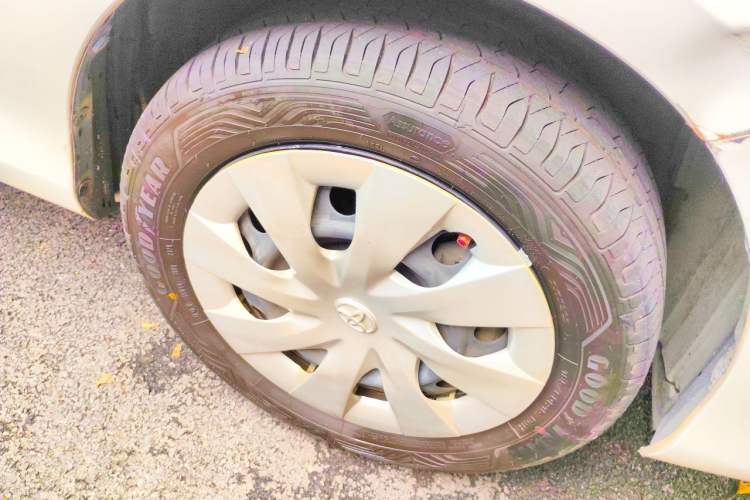 Used Toyota Vios 2017 1.5L CVT Innovation Edition Right Front Wheel Hub