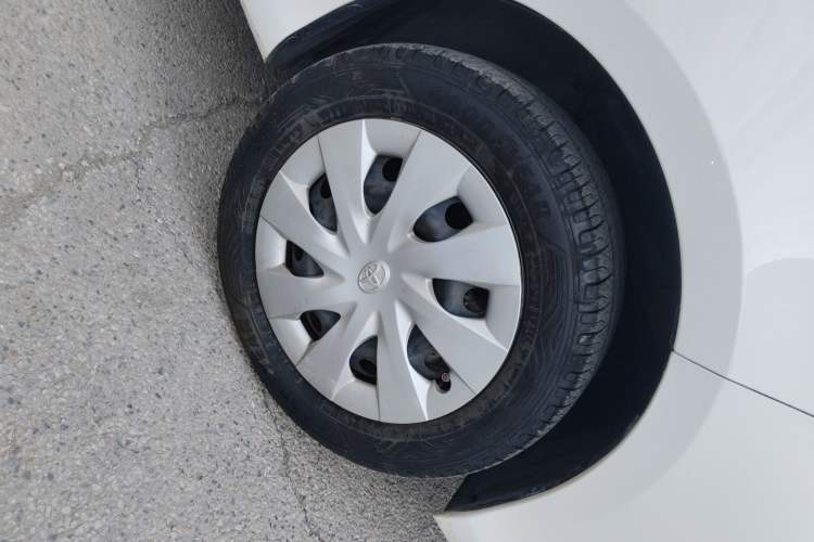 Used Toyota Vios 2017 1.5L CVT Innovation Edition Right Front Wheel Hub
