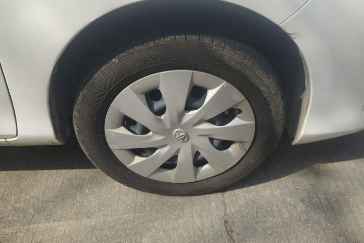 Used Toyota Vios 2017 1.5L Manual Trend Edition Right Front Wheel Hub