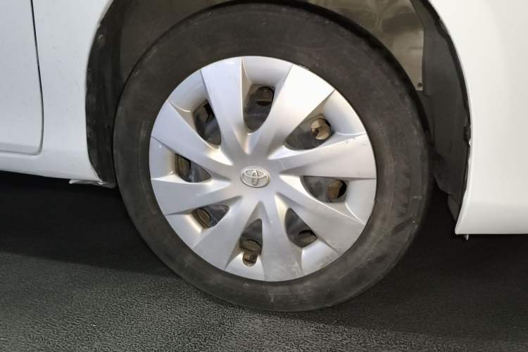 Used Toyota Vios 2017 1.5L CVT Innovation Edition Right Front Wheel Hub