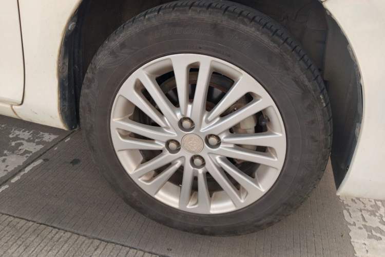 Used Toyota Vios 2017 1.5L CVT Innovation Edition Right Front Wheel Hub