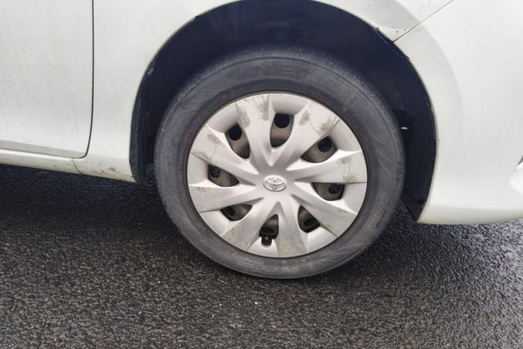 Used Toyota Vios 2017 1.5L CVT Innovation Edition Right Front Wheel Hub