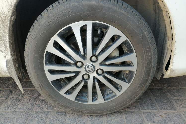 Used Toyota Vios 2017 1.5L CVT Innovation Edition Right Front Wheel Hub