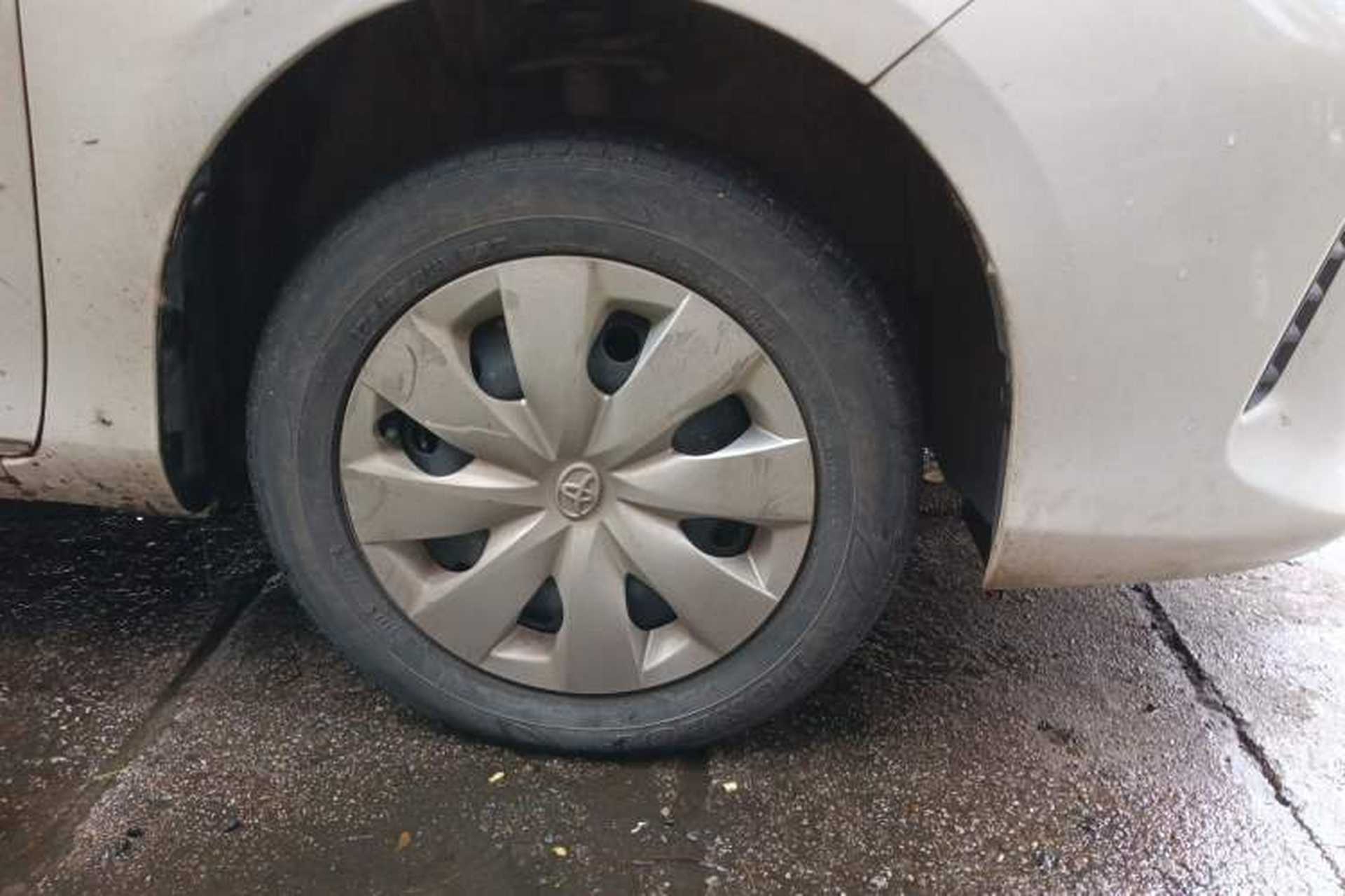 Used Toyota Vios 2017 1.3L Manual Front-Drive Version Right Front Wheel Hub